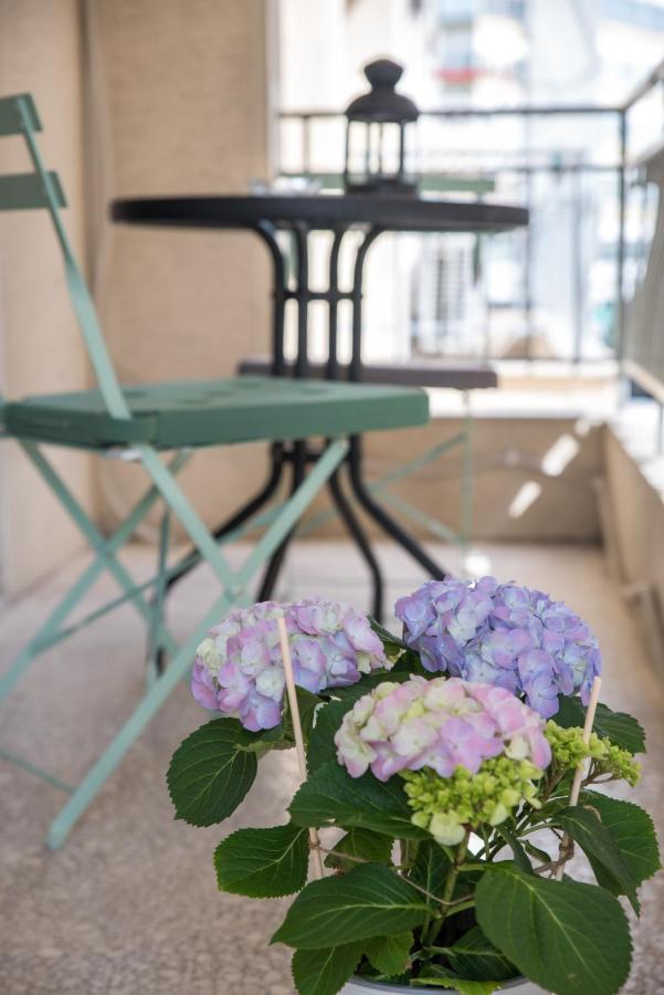 Amazing Apartment 2 Min To Acropolis Atenas Exterior foto