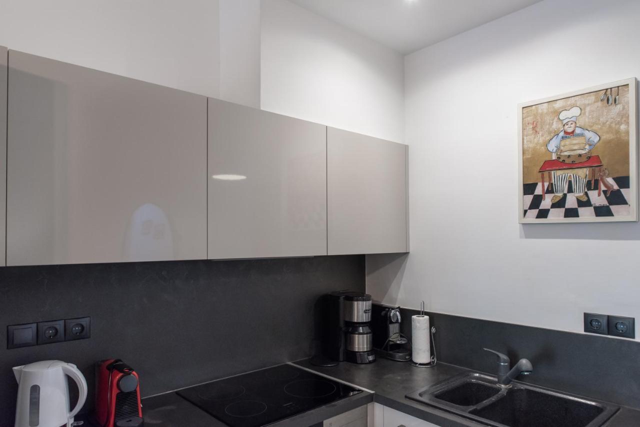 Amazing Apartment 2 Min To Acropolis Atenas Exterior foto
