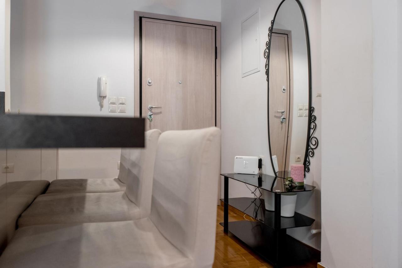 Amazing Apartment 2 Min To Acropolis Atenas Exterior foto